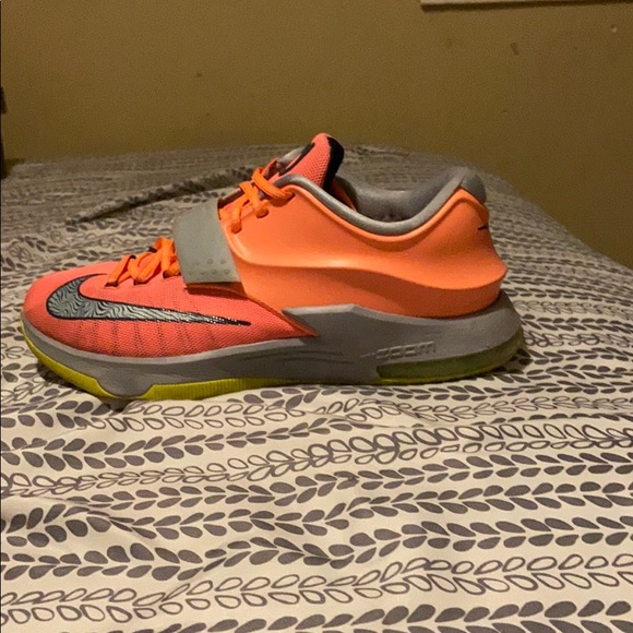 kd 7 orange